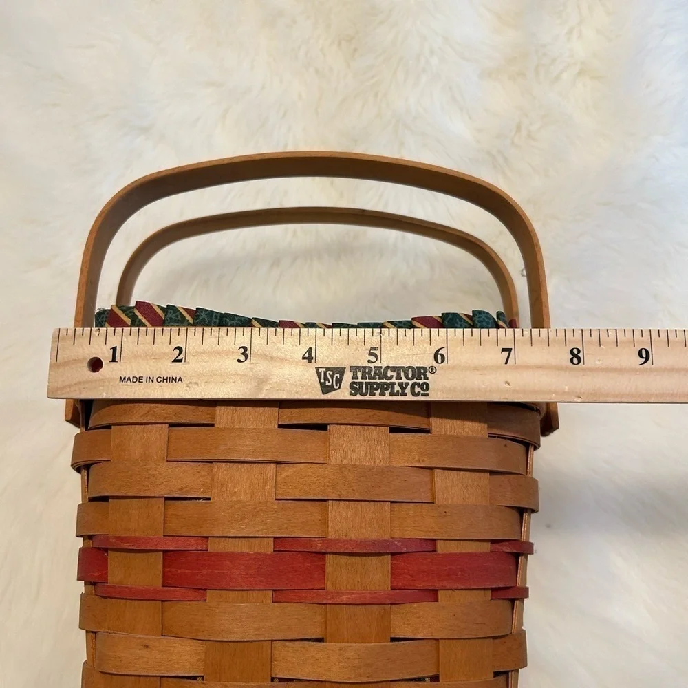 Longaberger Christmas edition 1995 red cranberry basket